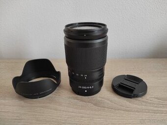 Nikon Z 24-200mm f/4-6.3 VR, zánovný stav + UV filter grátis