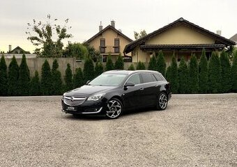 OPEL INSIGNIA ST 2.0 CDTI BI-TURBO SPORT A/T
