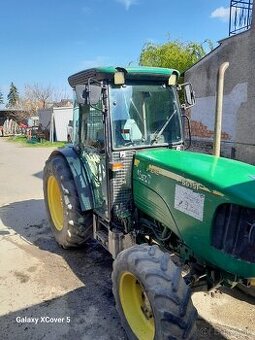 John Deere 5515 F