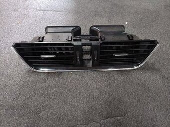 Stredová mriežka Škoda Octavia 3