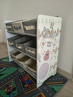 Regál do detskej izby