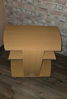 Predám stolík pod tv