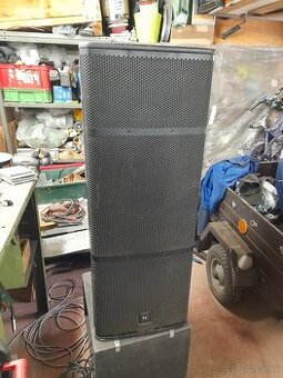 Reproduktor Electro voice ELX 215