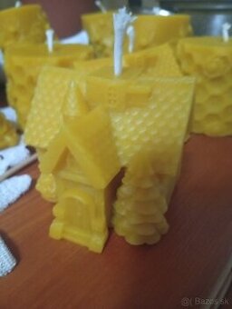 Sviečky zo včelieho vosku