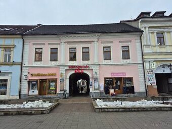 Obchodné priestory námestie v Brezne - 1