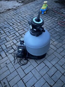 Piesková filtrácia Azuro 6 m³/h + bazénové príslušenstvo
