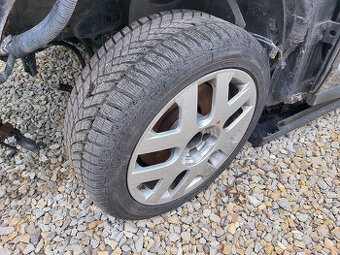 zimné pneu Goodyear ultra grip performance 245 /45 R18 8,4mm