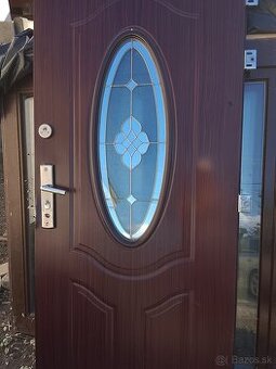 vchodové dvere