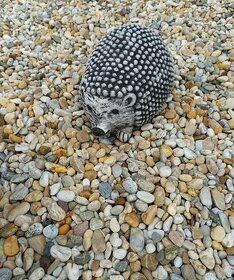 Betónový ježko