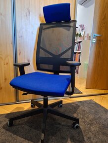 Zdravotná kancelárska stolička Vertebro - 1