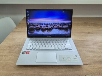 Asus Vivobook 14 /Ryzen 3-3200U/8GB RAM/FHD/256GB SSD/Bat ok