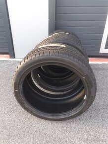 2 zadné Pirelli Sottozero z F12 305/35-ZR 20"
