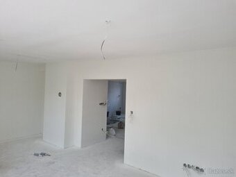 Strojove omietky,anhydritove potery a airless maľovanie