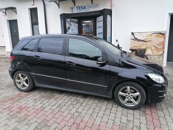 Dražba motorového vozidla