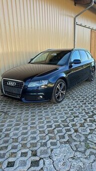 Audi A4 avant 2.0 TDI sport r.v 2010 navi bixenon webasto