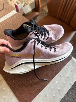 Nike vomero zoom react 14 velkost 41