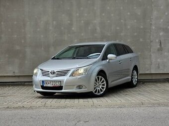 Toyota Avensis Combi 2.0 D4-D (93kW) 2012