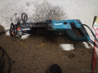 Chvostova píla makyta