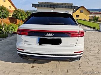 Zadný nárazník Audi Q8 Sline