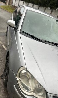 Volkswagen Polo 1.4 benzin 55kw r2005 - 1