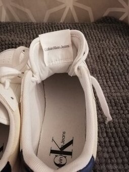 Calvin Klein tenisky 37