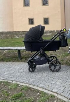 Kočiar Venicci Tinum Upline All Black