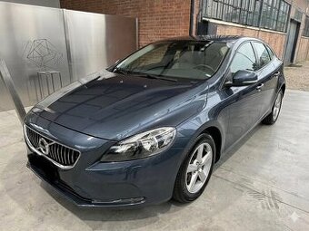 Volvo V40 Momentum D2 2l 88kW Automat 2018