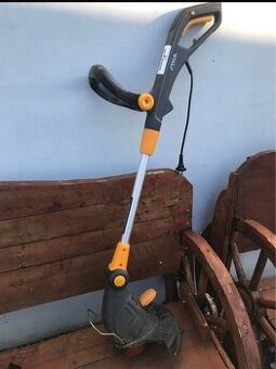 Elektrická kosačka krovinorez