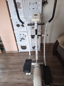 Elipticky trenažér