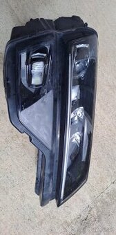 Škoda karoq predné práve svetlo