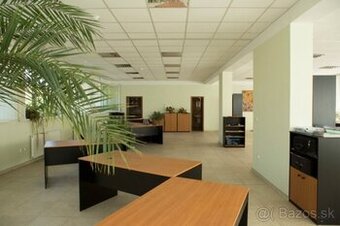 Kancelária a byt v Lamači na prenájom