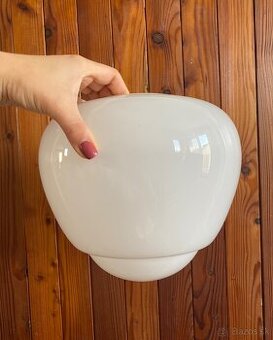 Tienidlo na lampu