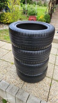 NOKIAN WETPROOF 215/45 R16