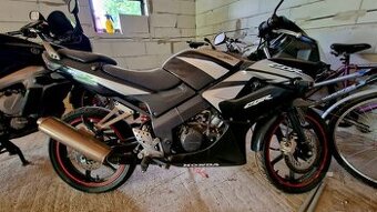 Honda cbr 125