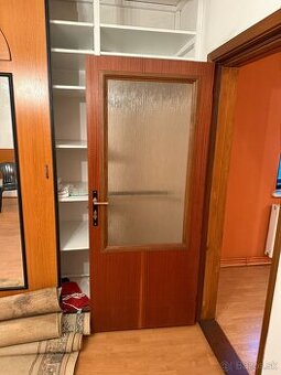 Drevené dvere so sklom - 80cm