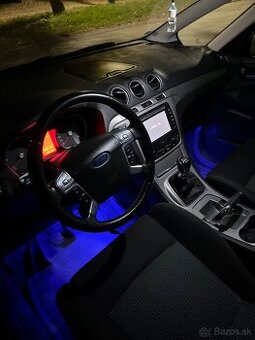 predam ford s-max