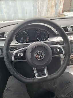 R-line VOLANT VOLKSWAGEN R RLINE kožený BIELE PREŠÍVANIE