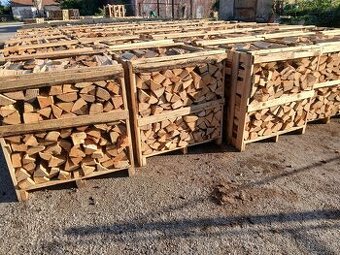 Palivové drevo a stavebné rezivo