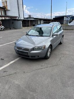 Volvo V50 2.0D 100kW - náhradné diely