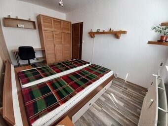 3izbovy byt na prenajom