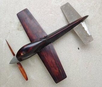 rychlostní upoutané letadlo MVVS