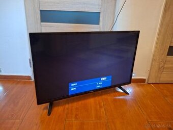 Televízor Panasonic 103cm