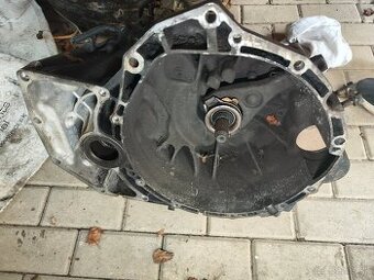 Nissan x-trail T30 2.2 dci 103kw prevodovka