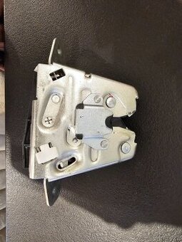 Zámok kufra original Mercedes