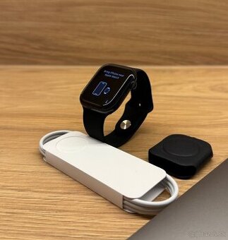 Apple Watch 11 46mm Jet Black - nové