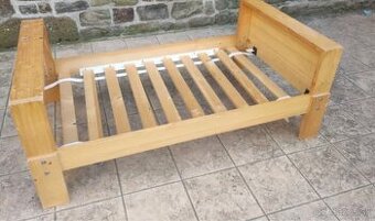 Posteľ detská “rastúca”