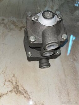 Viacokruhový brzdič prívesu – Liaz, Tatra 815