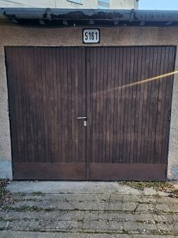 Garaz prerobena s elektrikou