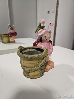 keramický kvetináč