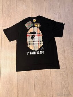 Bape X Burberry tricko